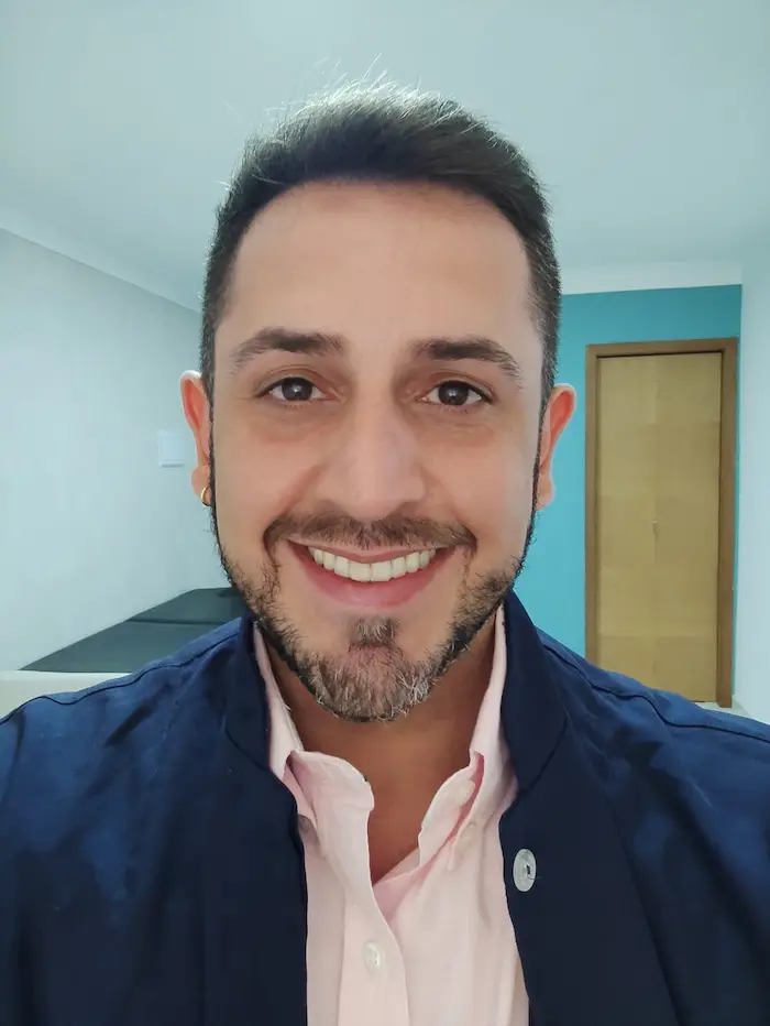 Dr. Cesar Gabrieo quiropraxista em Sao Caetano do Sul.